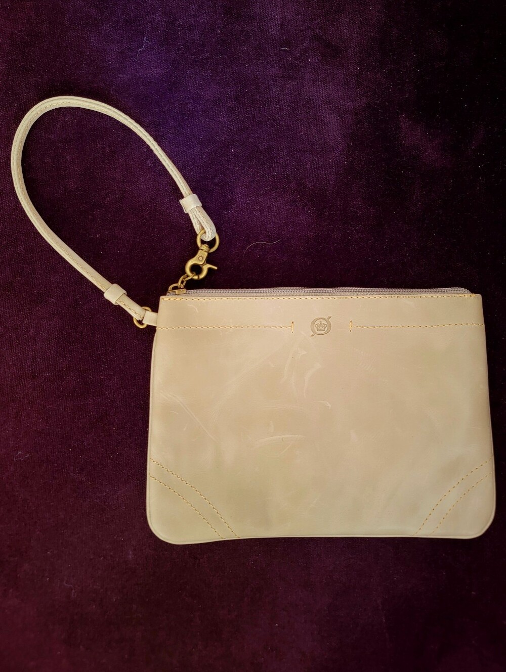 Born beige gray wristlet